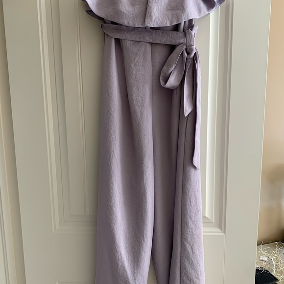 SOLD Aritzia Babaton Flutter Jumpsuit - Picture 4 of 5